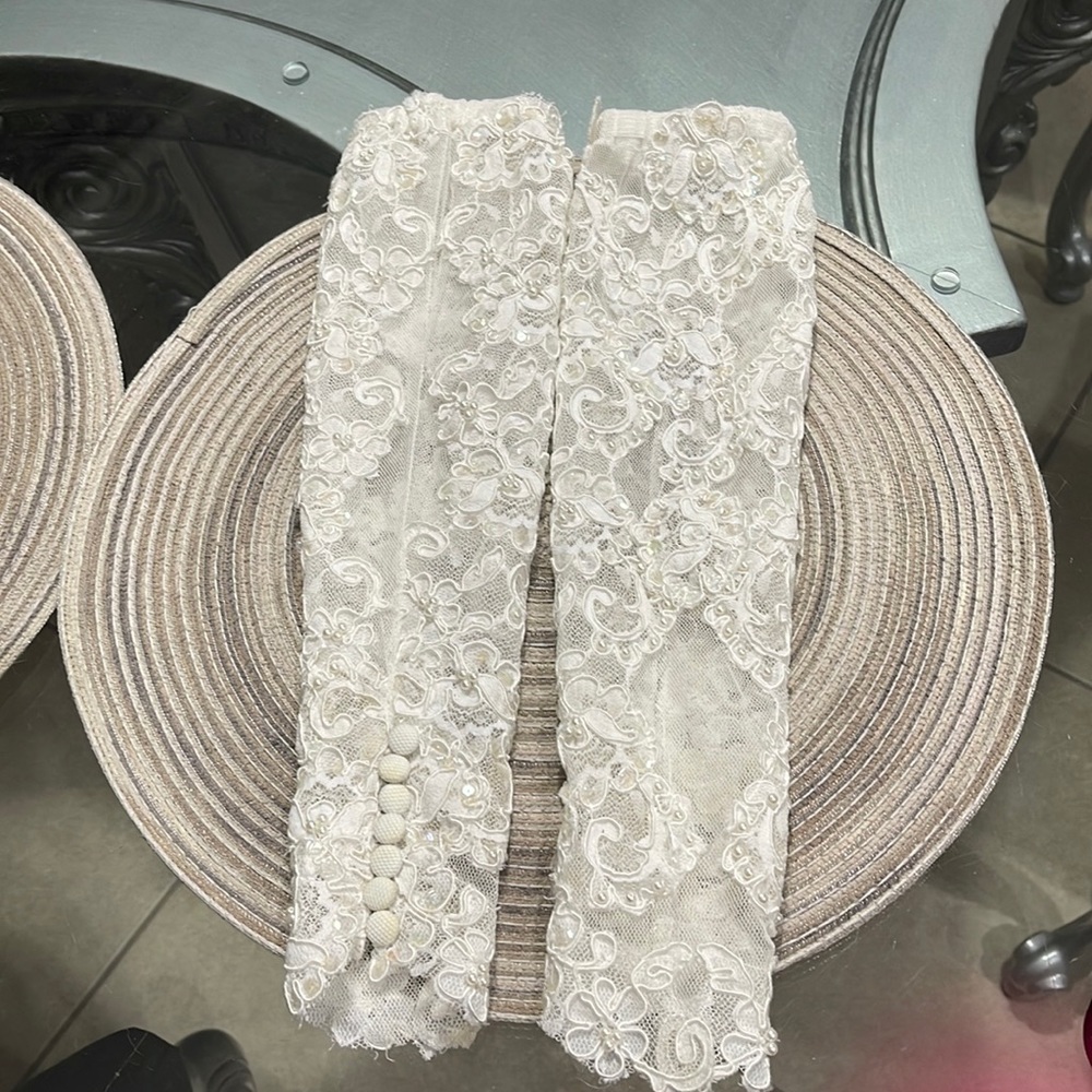 Bridal Arm Sleeves sequence and pearls